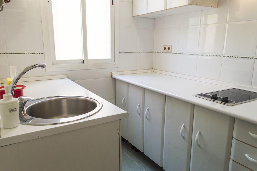 For You Rentals Reina Sofia Apartment Temporal Df21 Madrid Luaran gambar